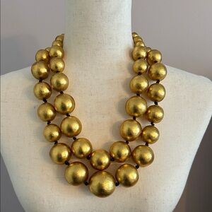 Victoria Hyman statement necklace.
